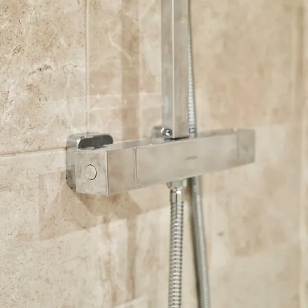 Host & - The Den アパート ウィットビー