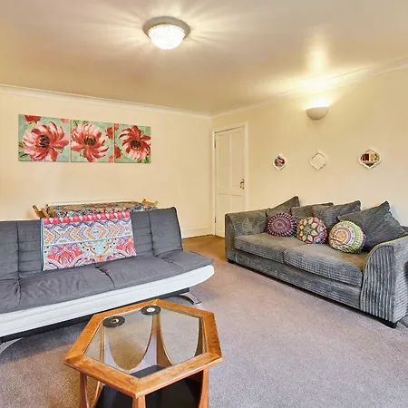 Apartament Host & - The Den *